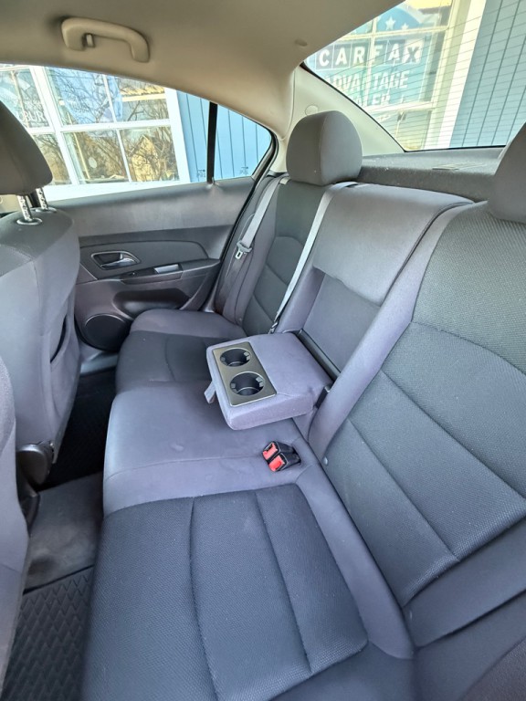 2016 Chevrolet Cruze Image 27