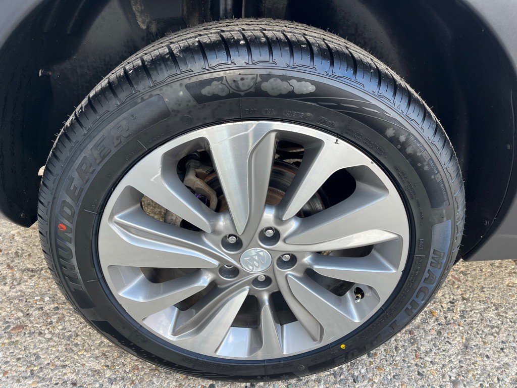 2020 Buick Enclave Image 25