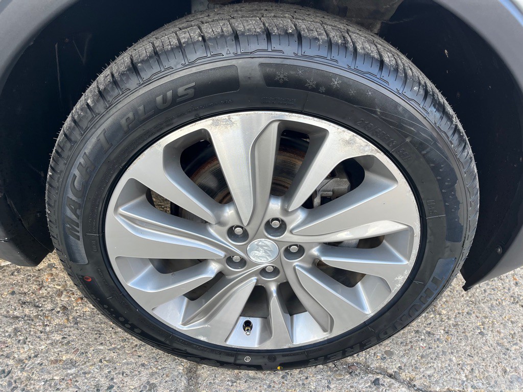 2020 Buick Enclave Image 26