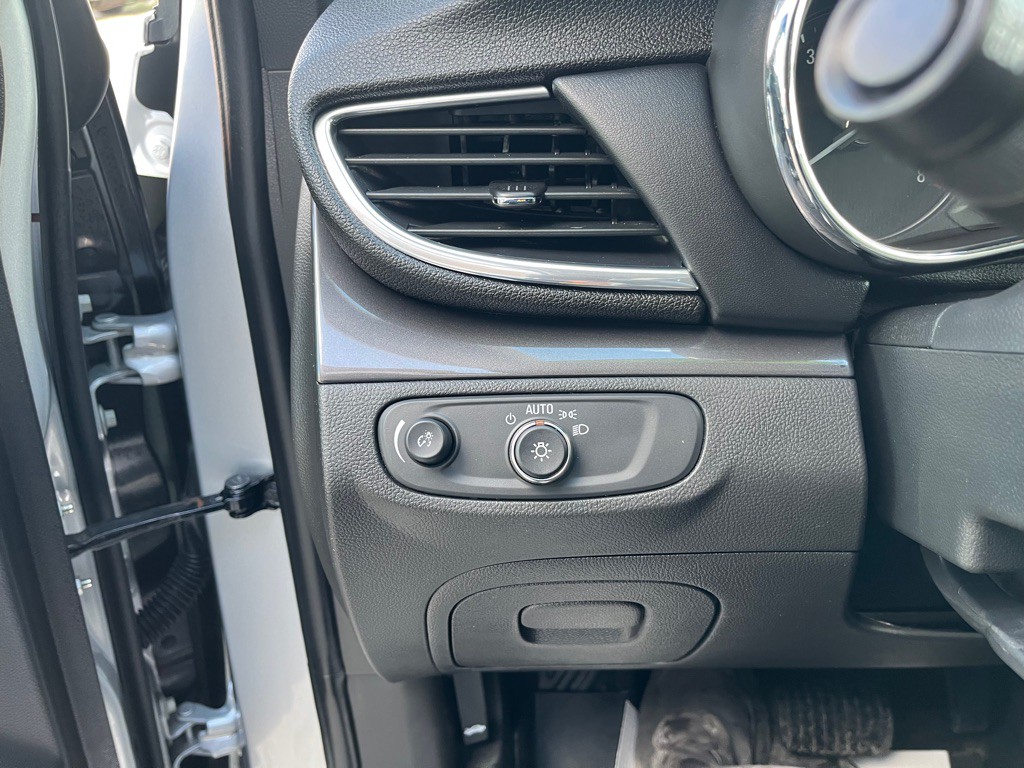 2020 Buick Enclave Image 33