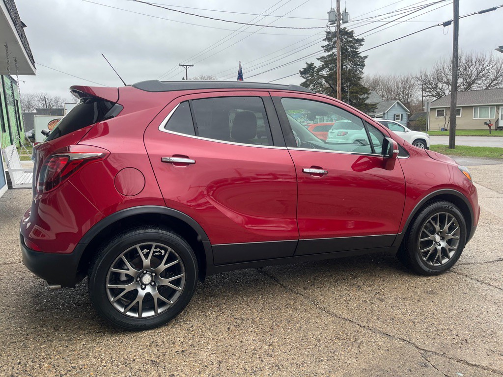 2018 Buick Enclave Image 8