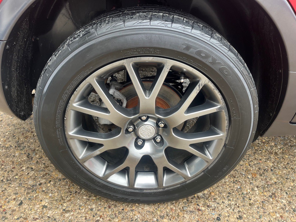 2018 Buick Enclave Image 27