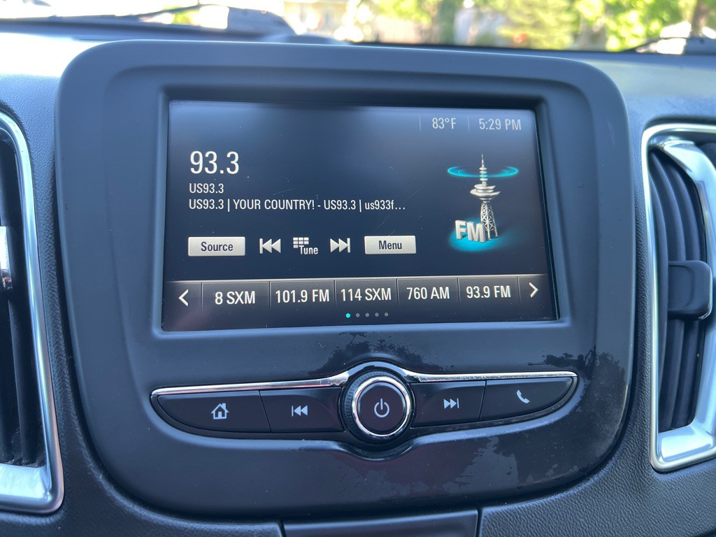 2017 Chevrolet Malibu Image 30