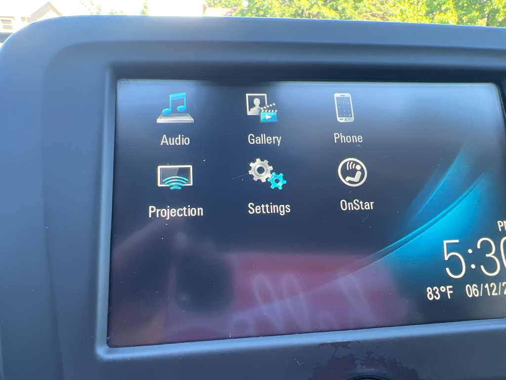 2017 Chevrolet Malibu Image 32