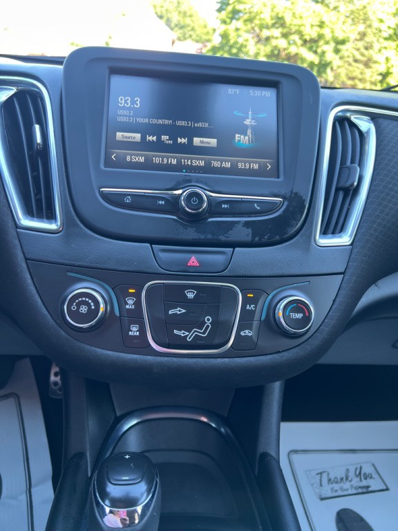 2017 Chevrolet Malibu Image 35