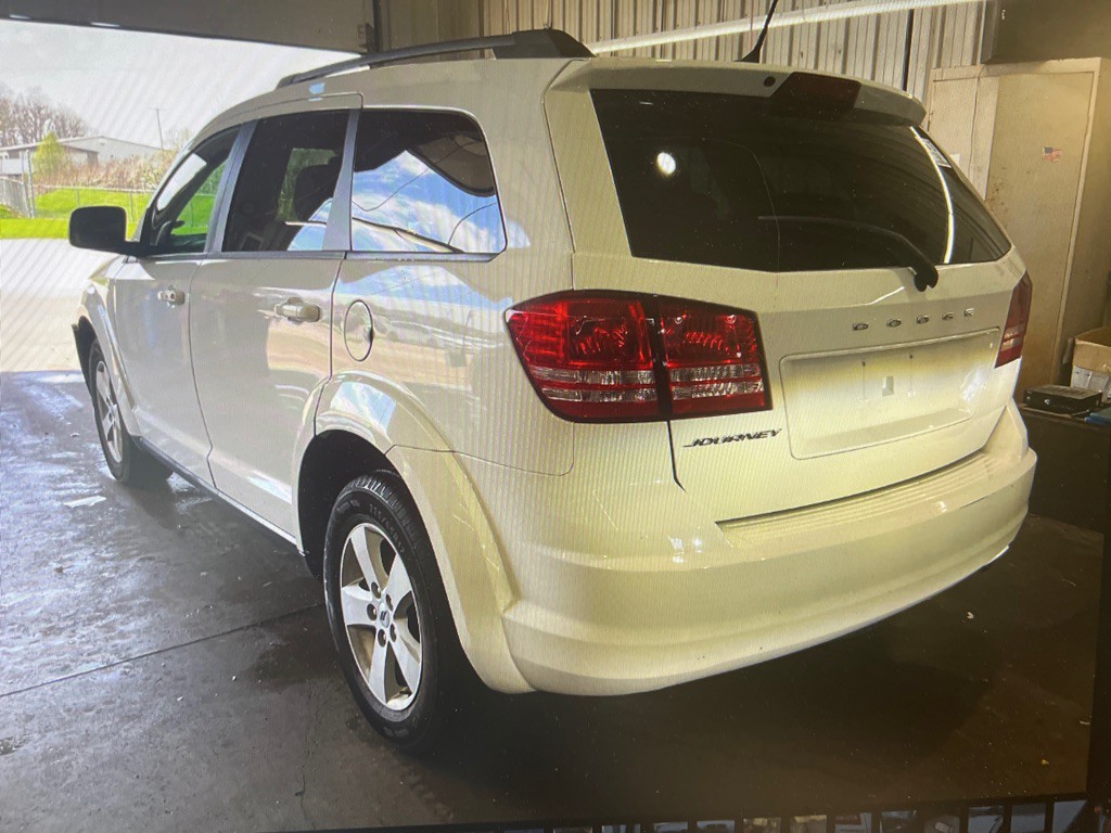 2018 Dodge Journey Image 2