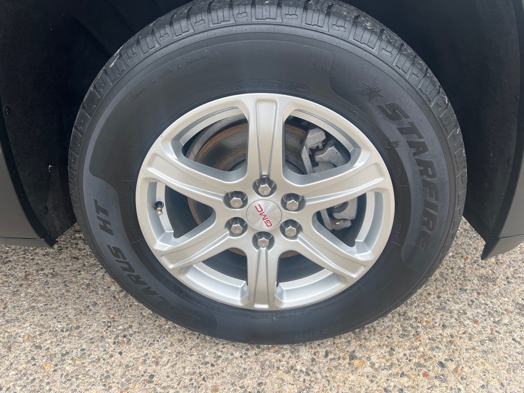 2018 GMC Acadia Image 11