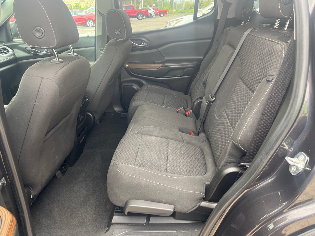 2018 GMC Acadia Image 17