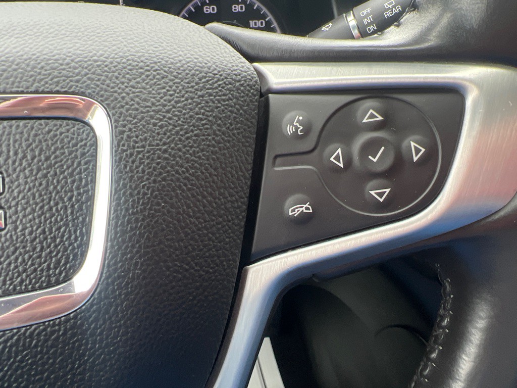 2018 GMC Acadia Image 37