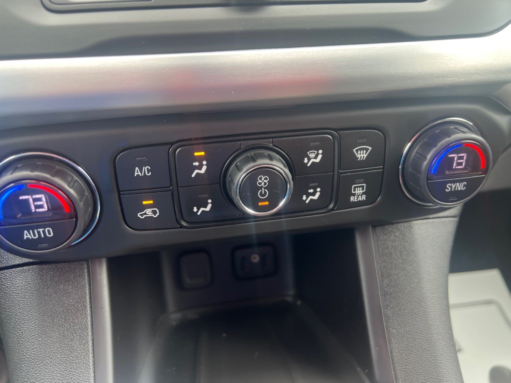 2018 GMC Acadia Image 43