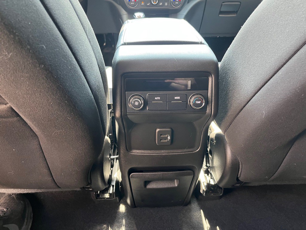 2018 GMC Acadia Image 32