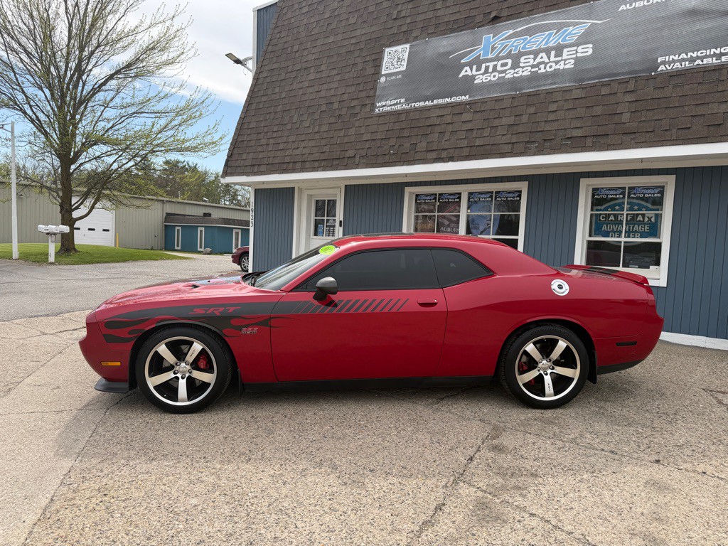 2012 Dodge Challenger Image 2