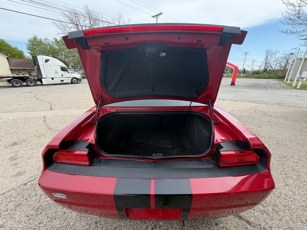 2012 Dodge Challenger Image 27