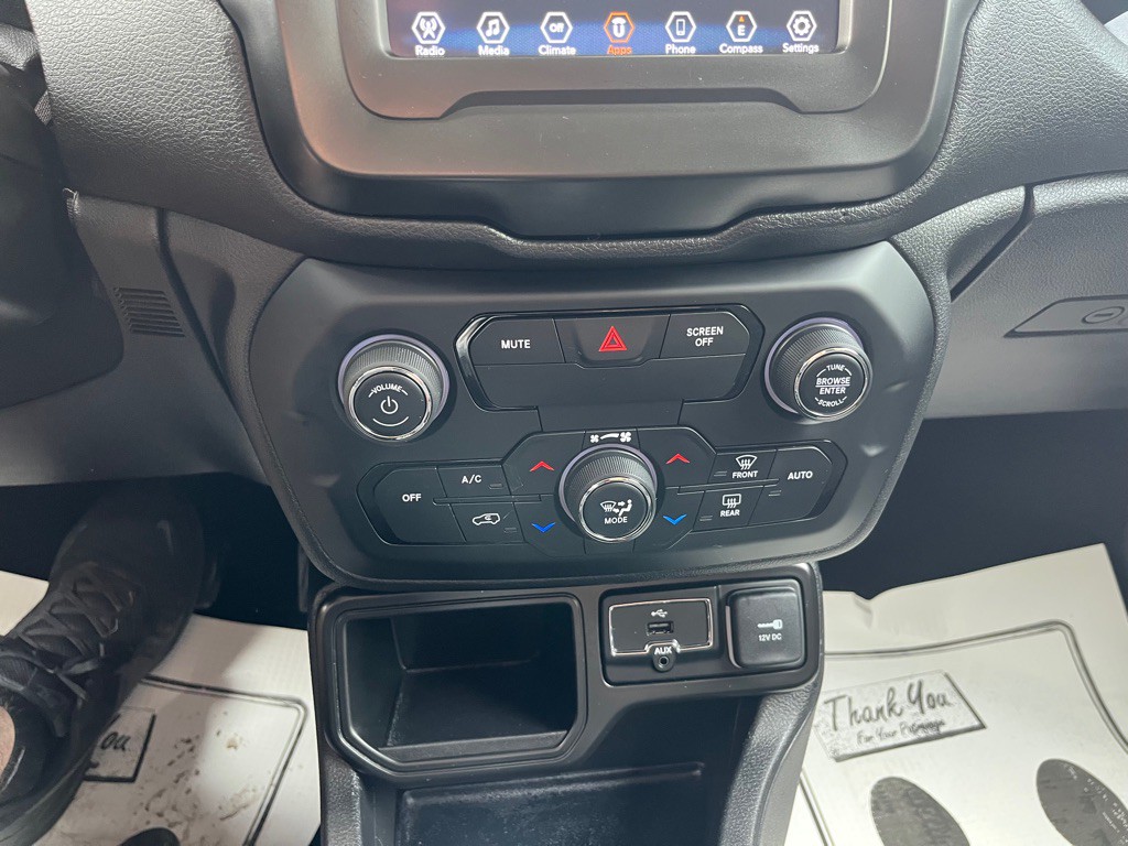2018 Jeep Renegade Image 35