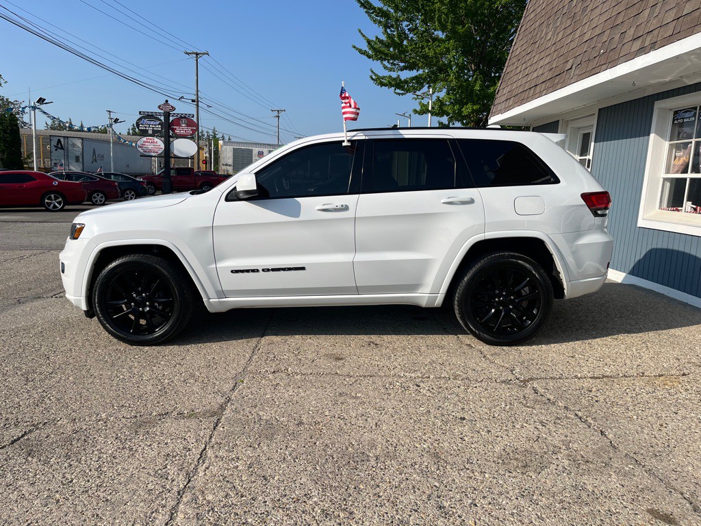 2018 Jeep Grand Cherokee Image 4