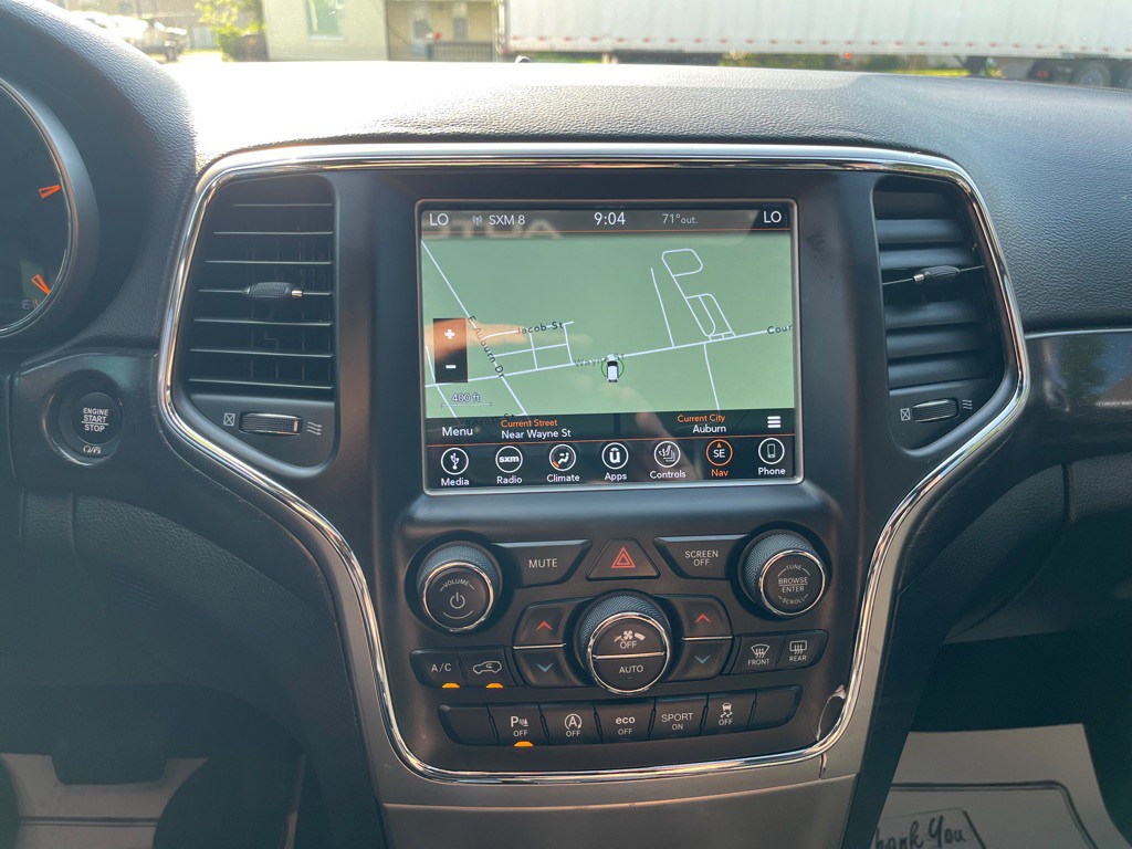 2018 Jeep Grand Cherokee Image 36