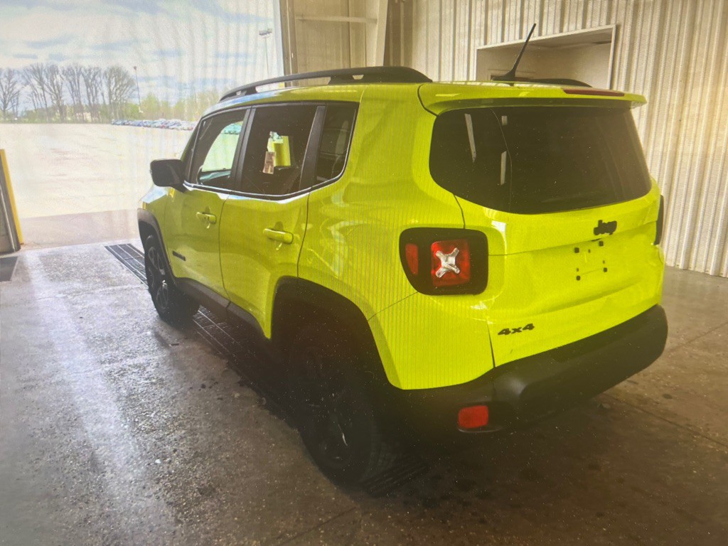 2017 Jeep Renegade Image 2