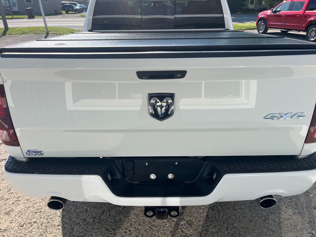 2016 RAM 1500 Image 7
