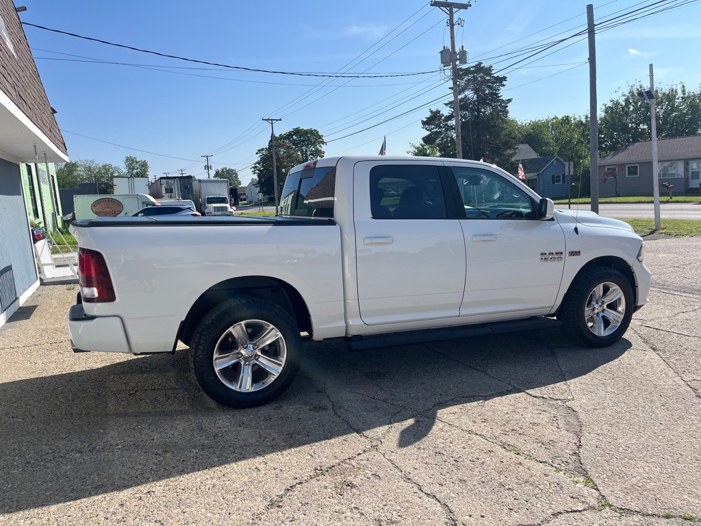 2016 RAM 1500 Image 8