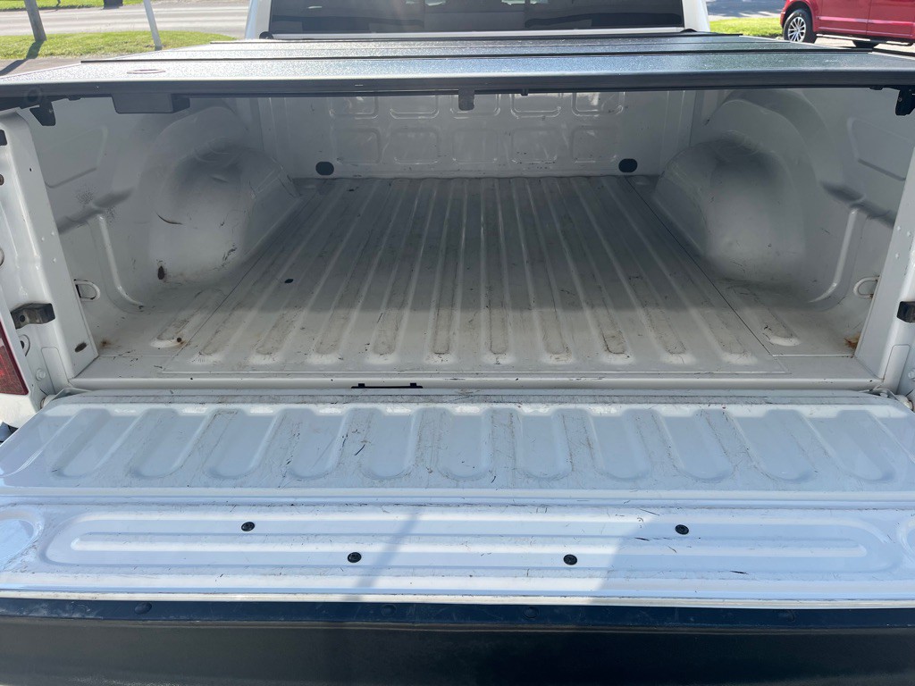 2016 RAM 1500 Image 16
