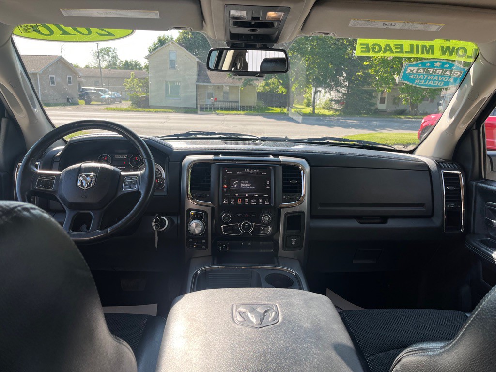 2016 RAM 1500 Image 32