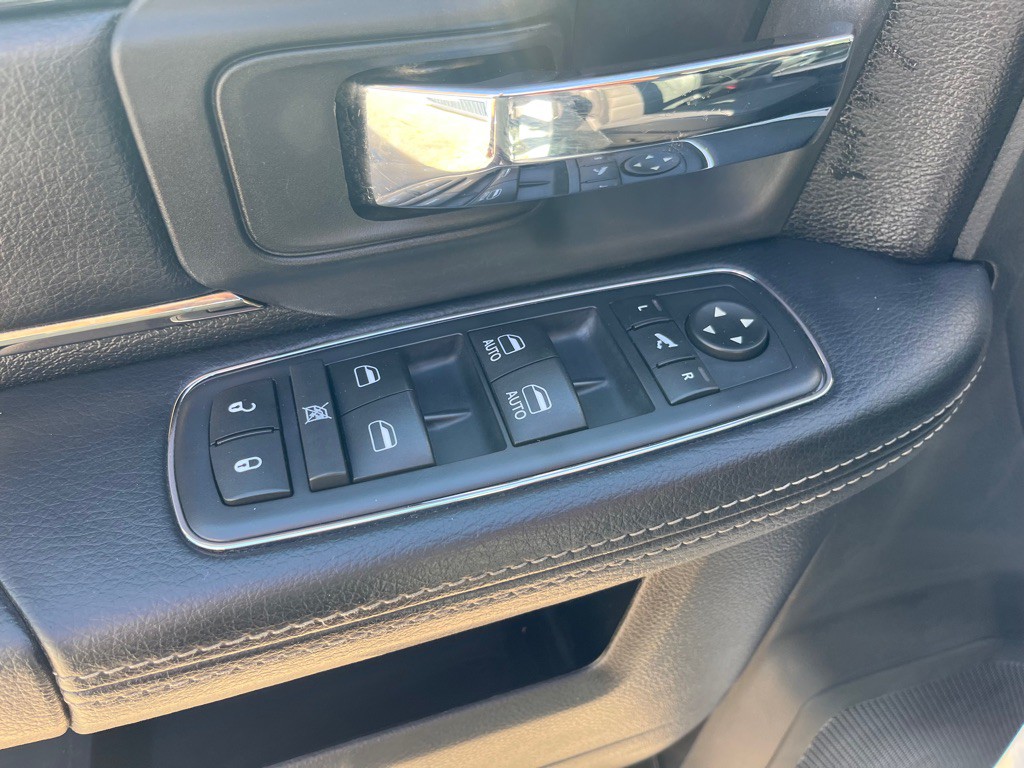 2016 RAM 1500 Image 34