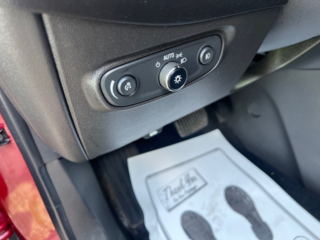 2020 Chevrolet Equinox Image 34