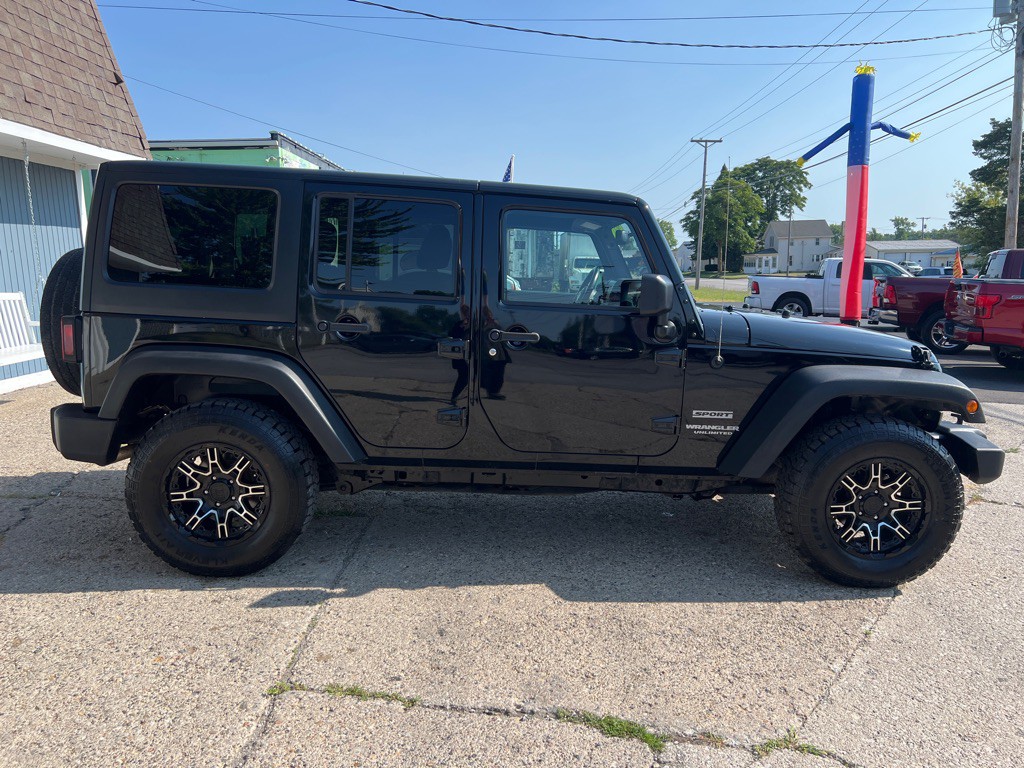 2017 Jeep Wrangler Unlimited Image 9