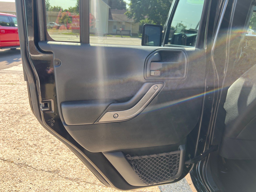 2017 Jeep Wrangler Unlimited Image 17