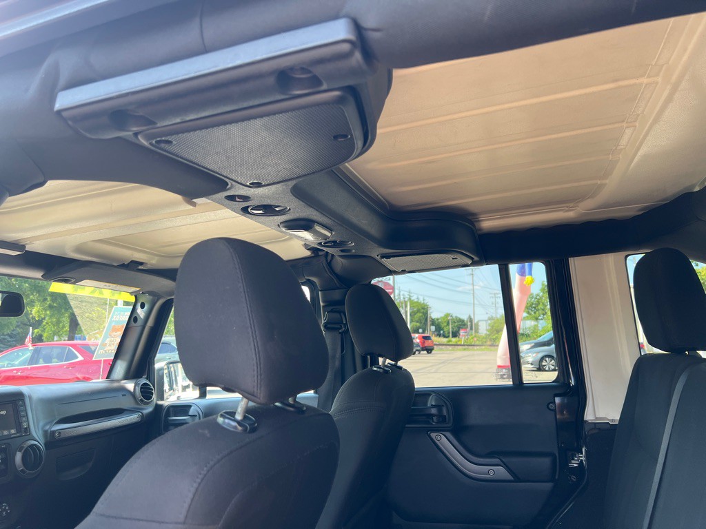 2017 Jeep Wrangler Unlimited Image 19