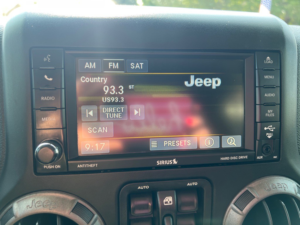 2017 Jeep Wrangler Unlimited Image 33