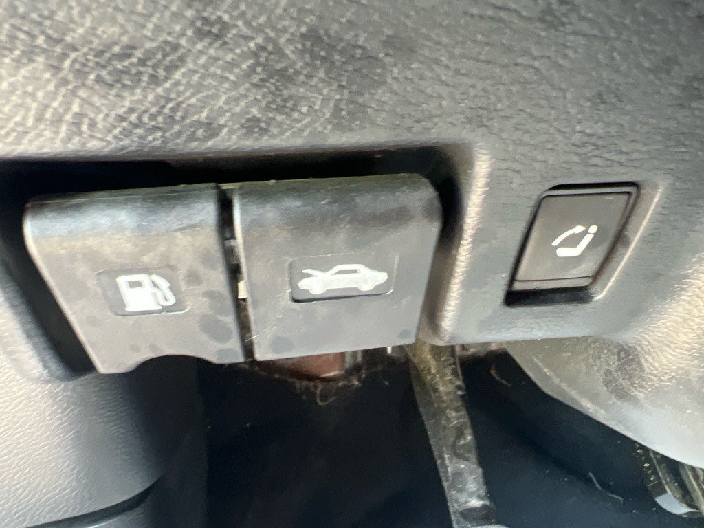 2017 Nissan Murano Image 32