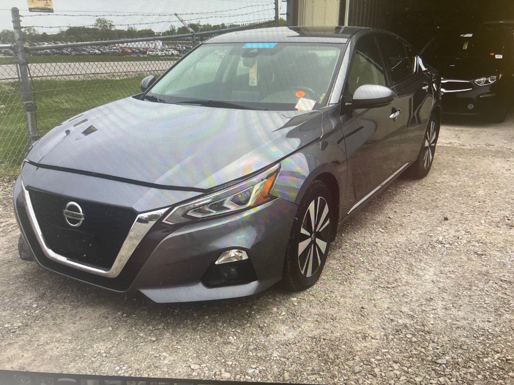 2020 Nissan Altima Image 1