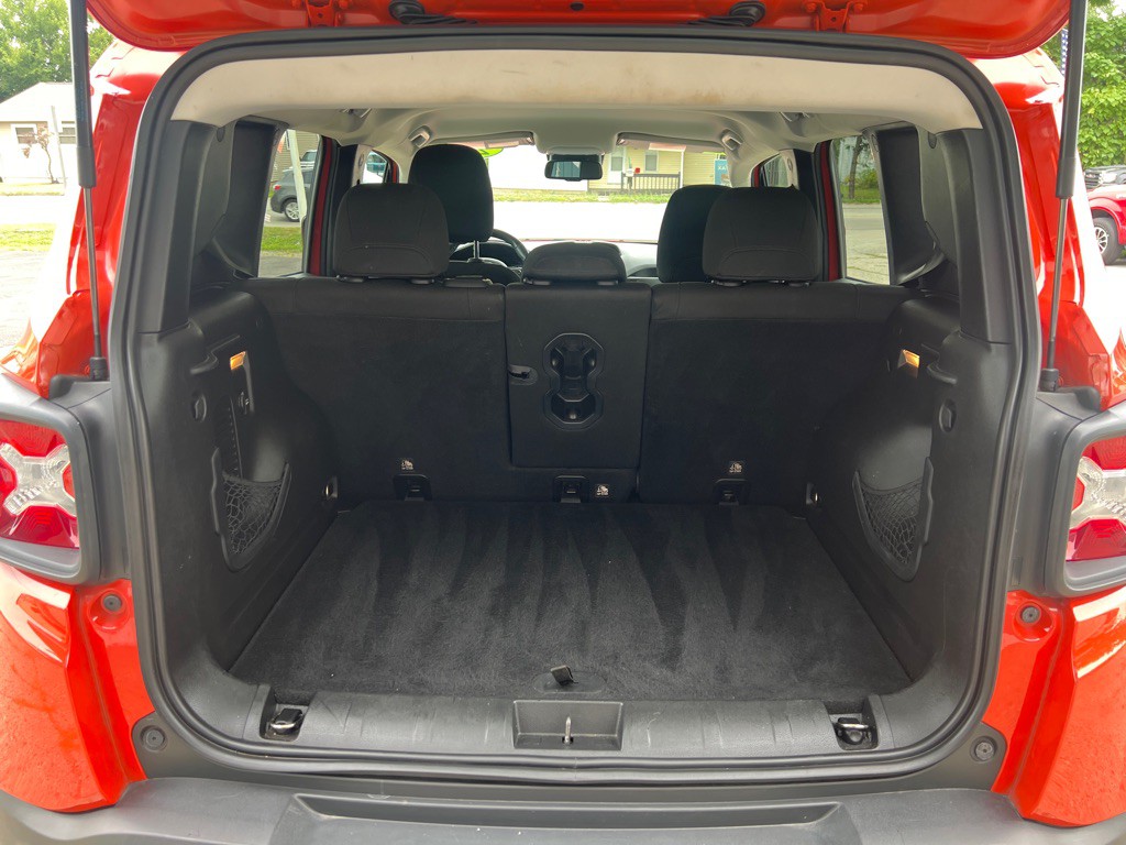 2017 Jeep Renegade Image 19