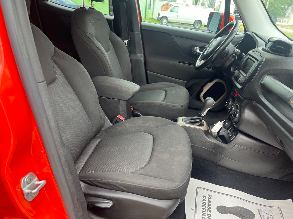 2017 Jeep Renegade Image 23