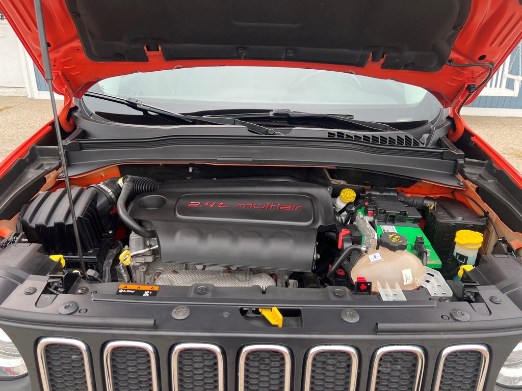 2017 Jeep Renegade Image 24