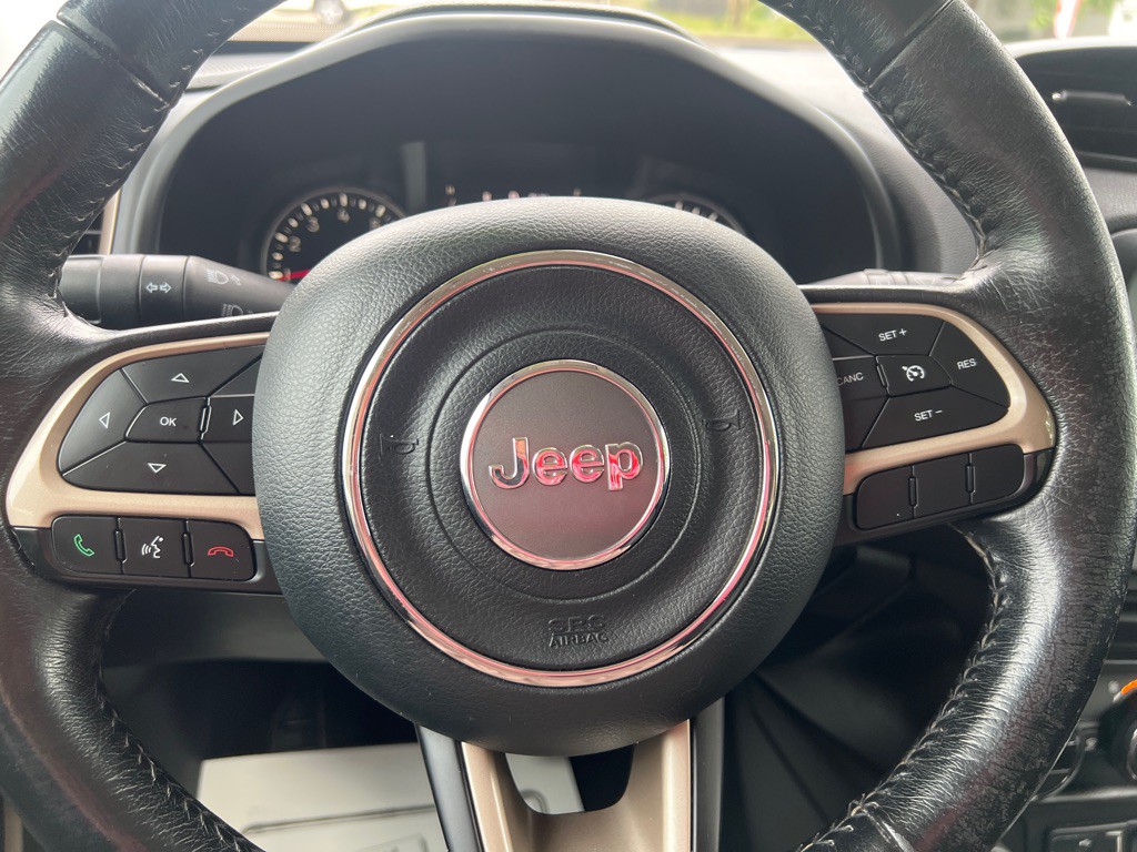 2017 Jeep Renegade Image 29