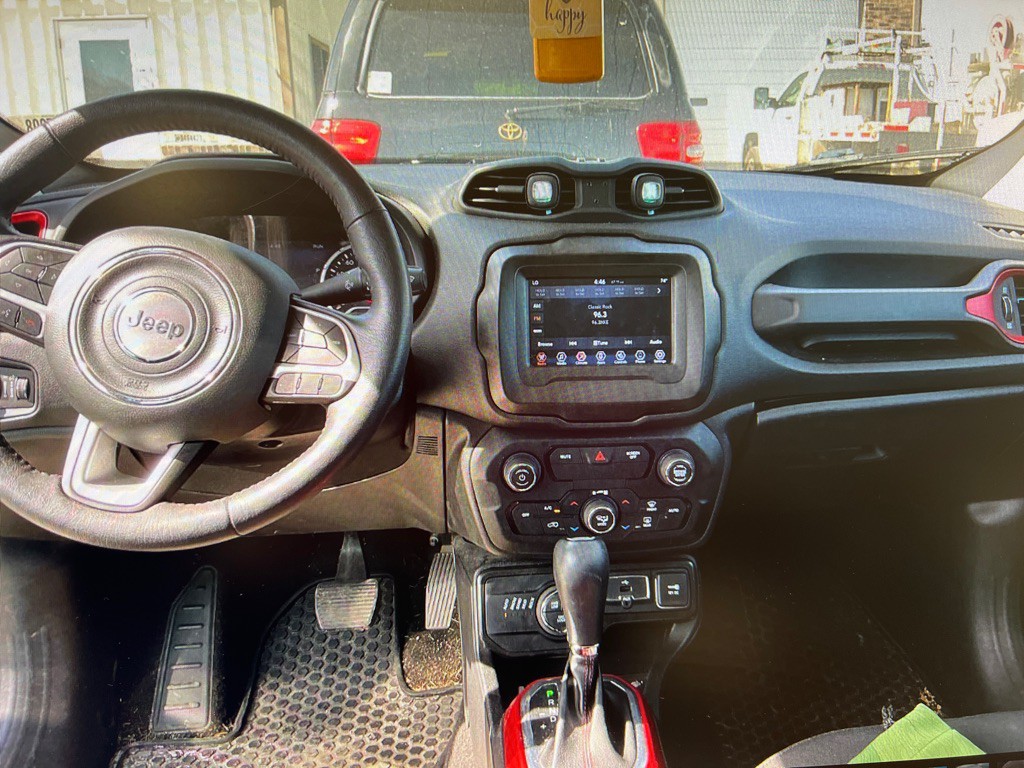 2020 Jeep Renegade Image 6