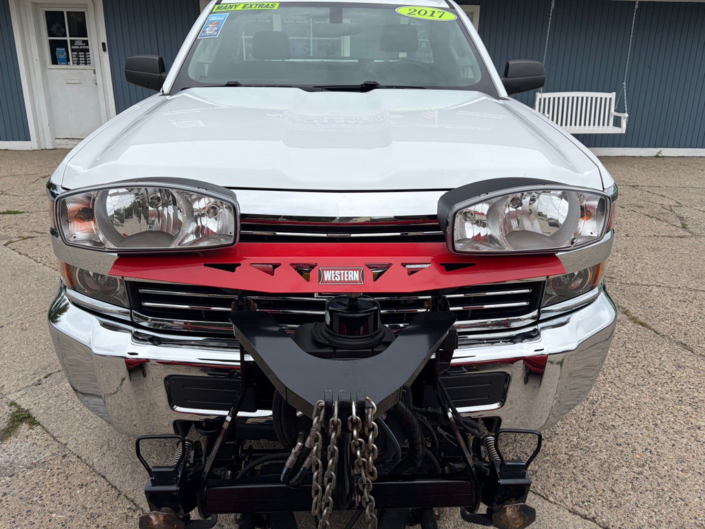 2017 Chevrolet Silverado 1500 Image 12