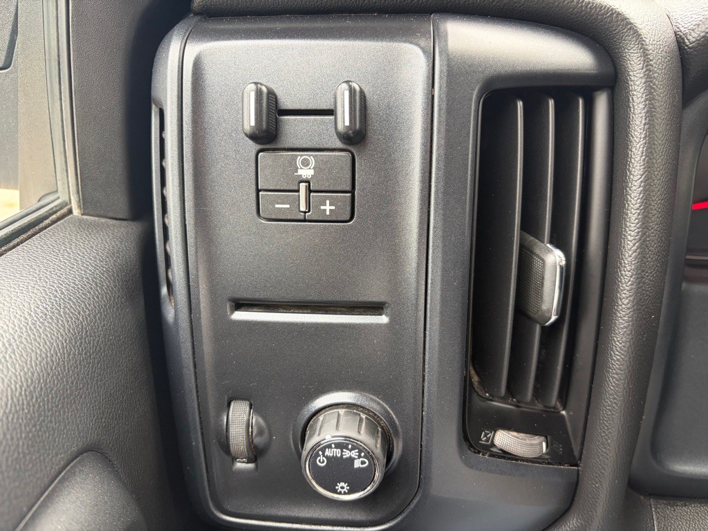 2017 Chevrolet Silverado 1500 Image 40