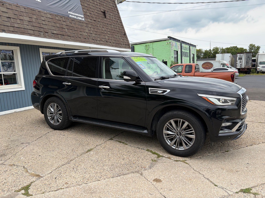 2021 INFINITI QX80 Image 4