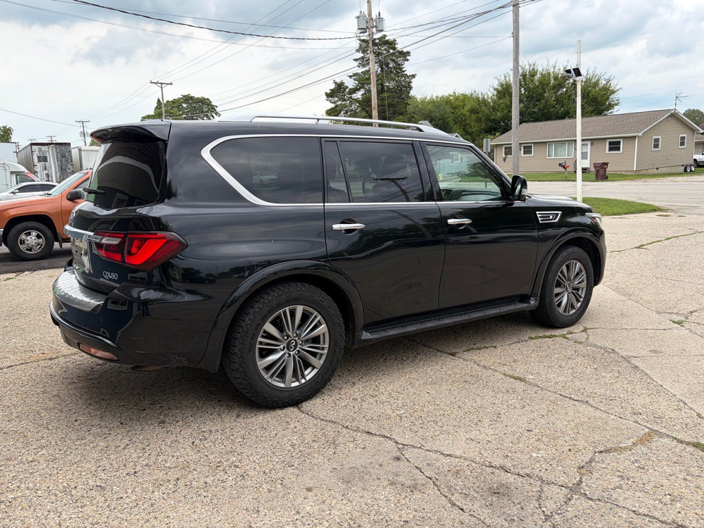 2021 INFINITI QX80 Image 6