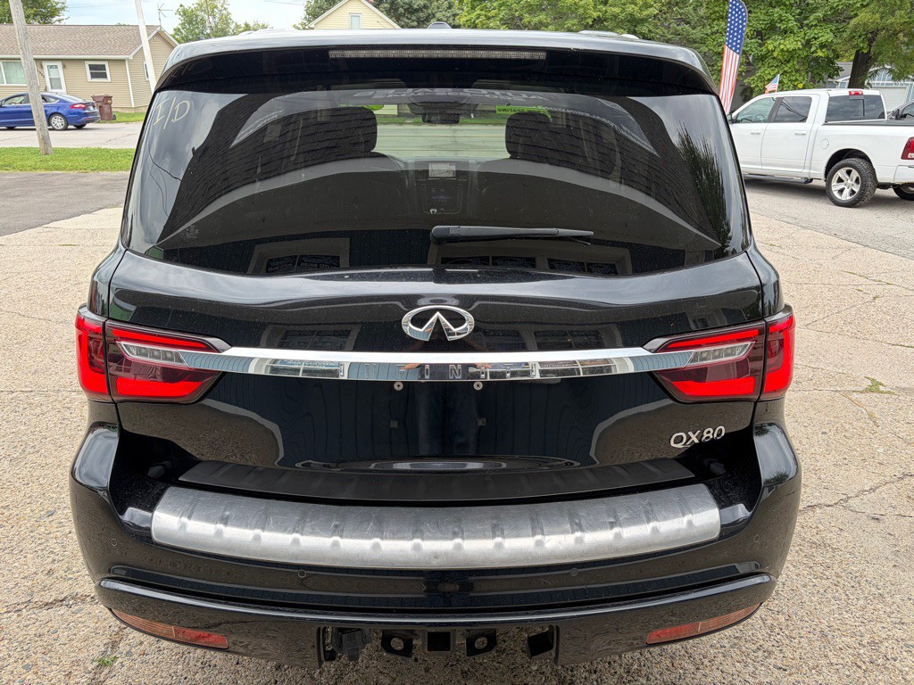 2021 INFINITI QX80 Image 7