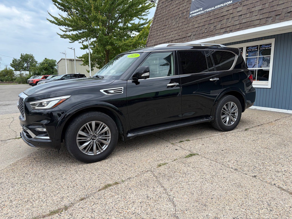 2021 INFINITI QX80 Image 10