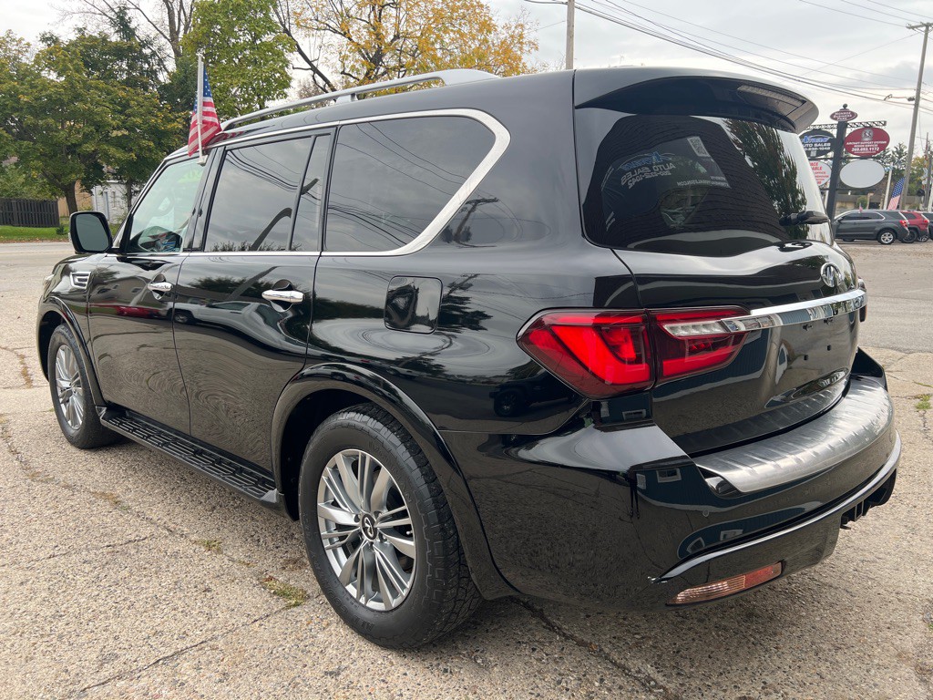 2021 INFINITI QX80 Image 14