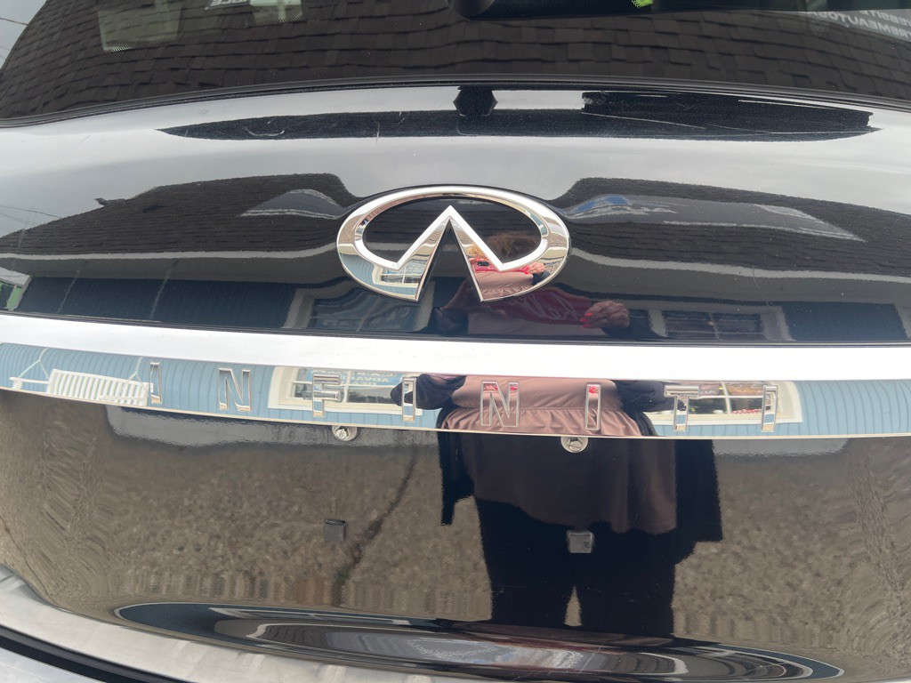2021 INFINITI QX80 Image 20