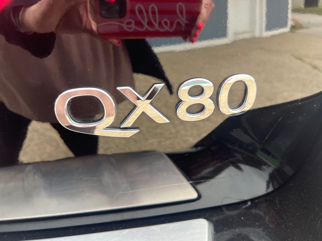 2021 INFINITI QX80 Image 21