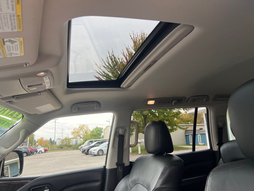 2021 INFINITI QX80 Image 24