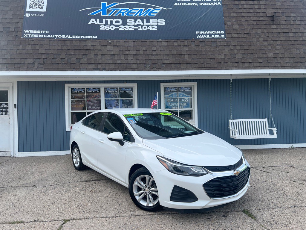 2019 Chevrolet Cruze Image 3