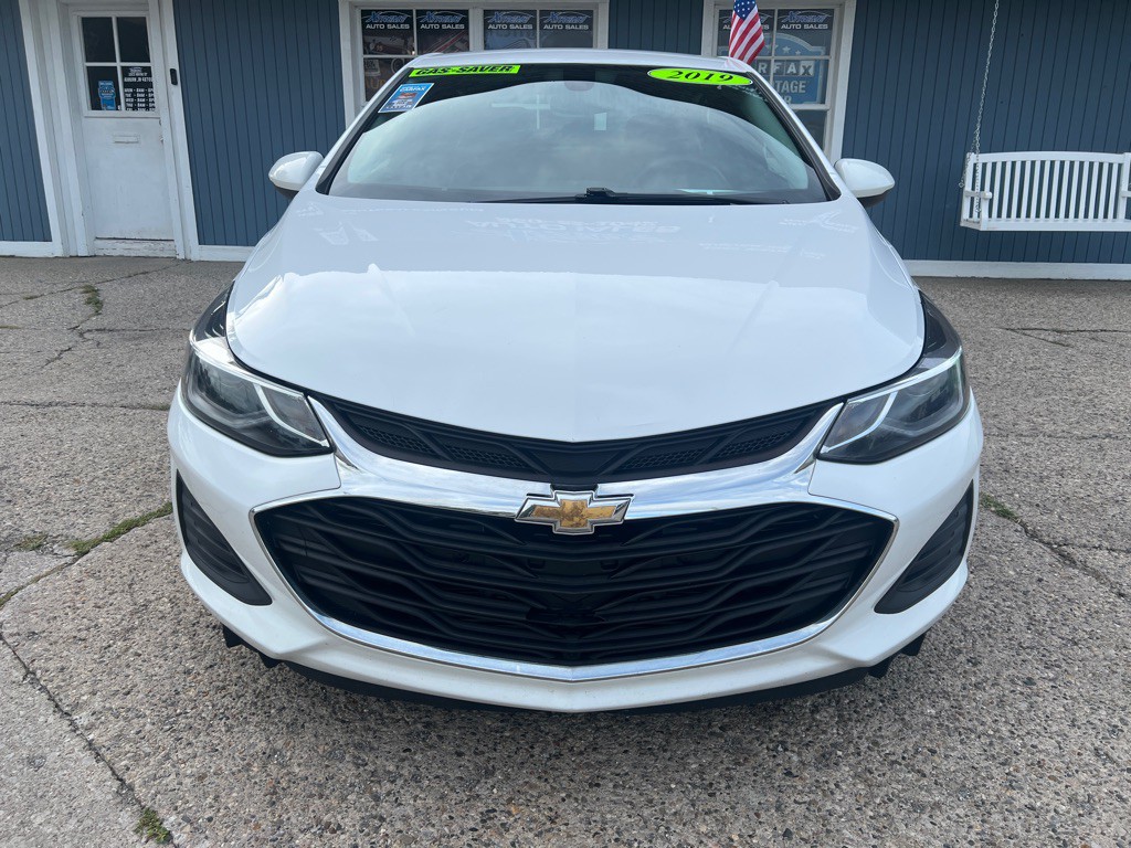 2019 Chevrolet Cruze Image 4